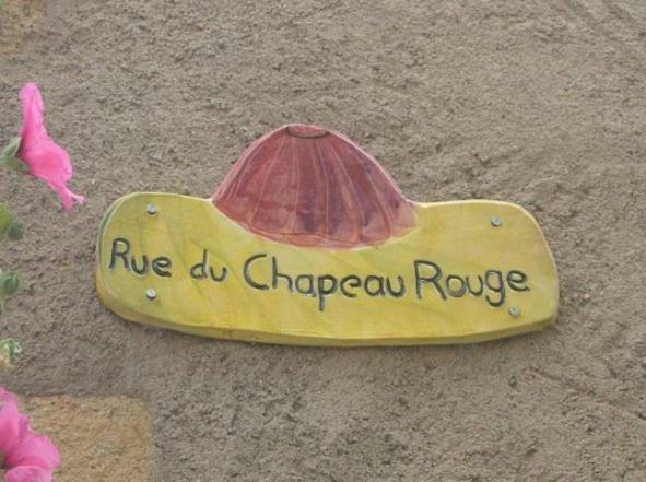 Souvigny L'Atelier Du Chapeau Rouge 아파트 외부 사진